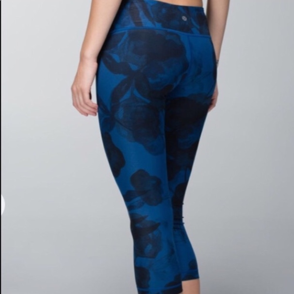 Lullemon crop pants